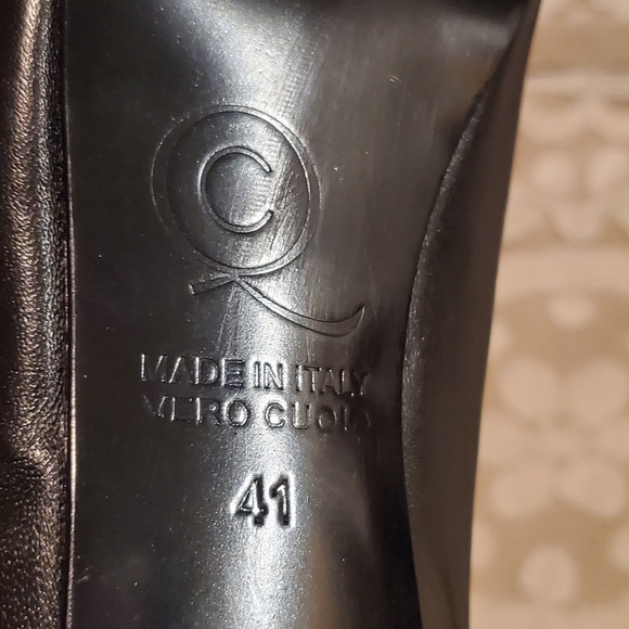 - Alexander McQueen Iconic skull zipper platform stilettos - Picture 13 of 16